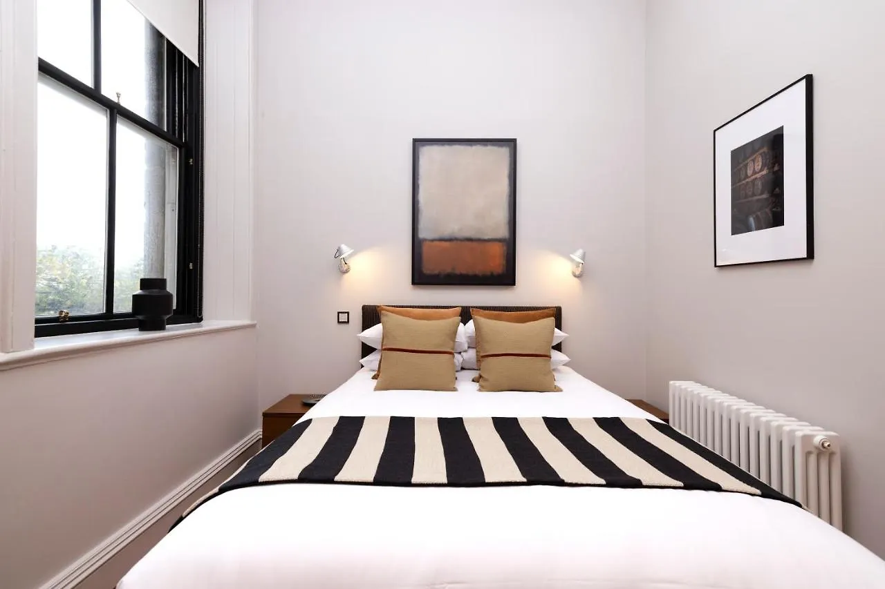 Apartment Joivy Chic 2Br Apt With City Views At The Heart Of Old Town Edinburgh